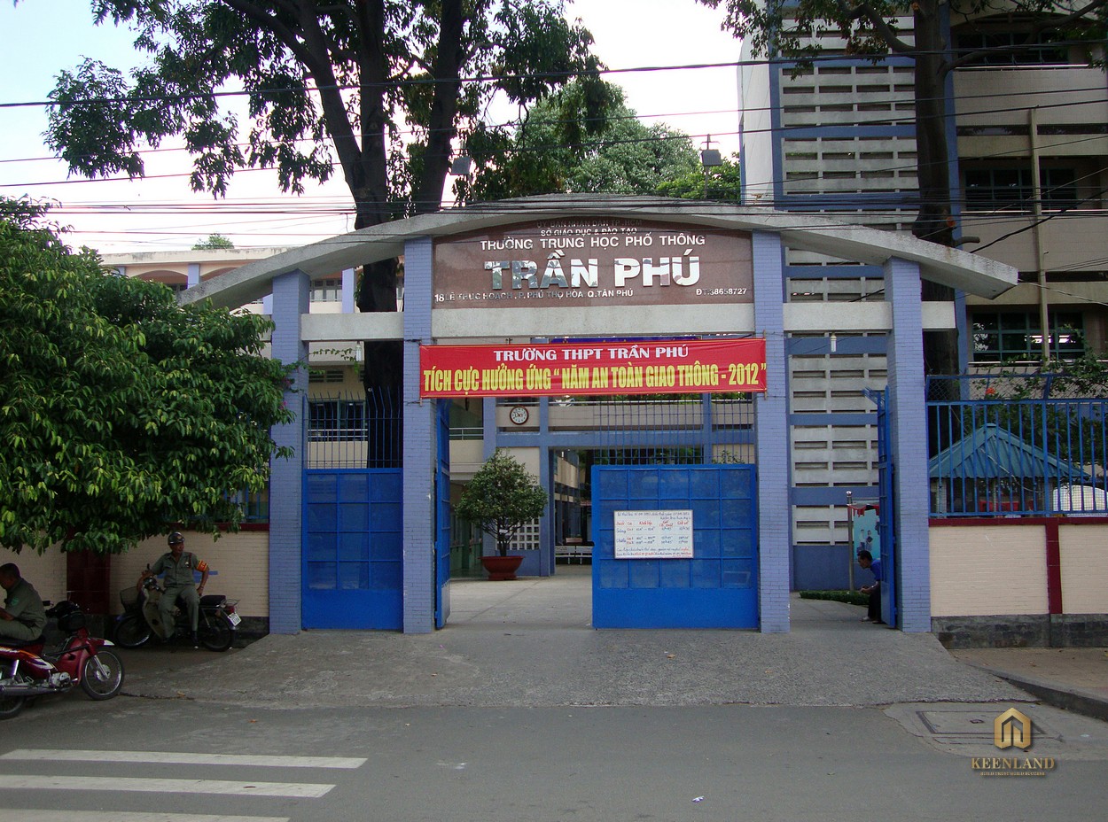 Trường THPT Trần Phú